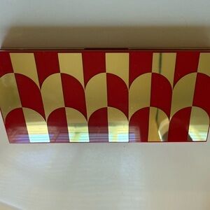Estee Lauder Red Holiday Eyeshadow Palette